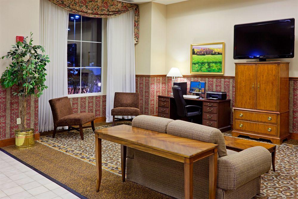 Best Western Plus Wilkes Barre-Scranton Airport Hotel Pittston Ngoại thất bức ảnh