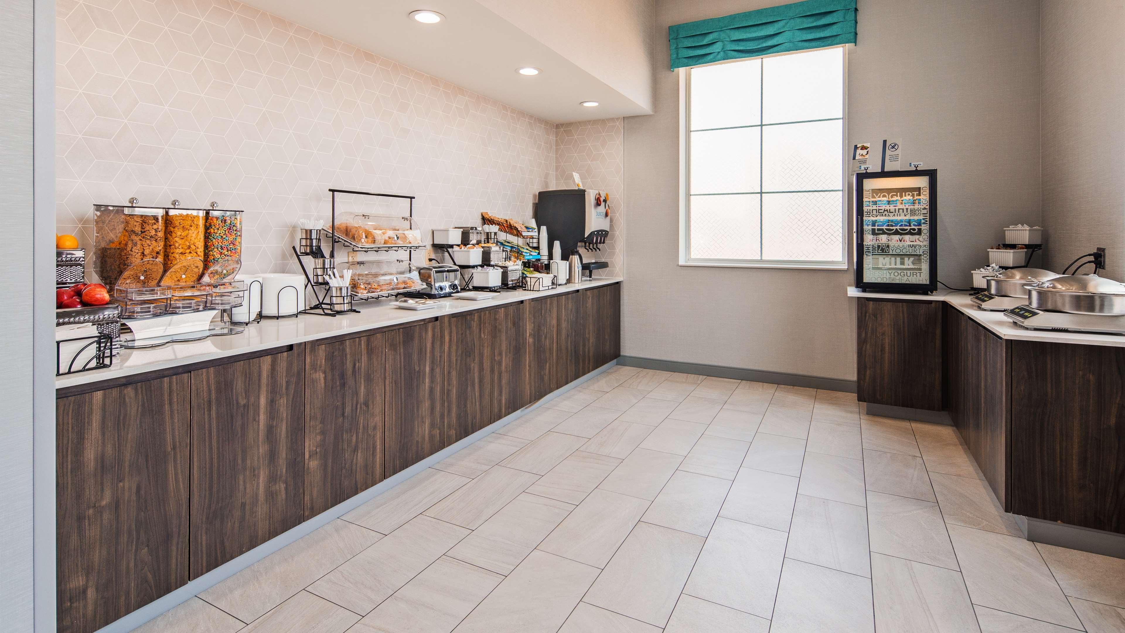 Best Western Plus Wilkes Barre-Scranton Airport Hotel Pittston Ngoại thất bức ảnh