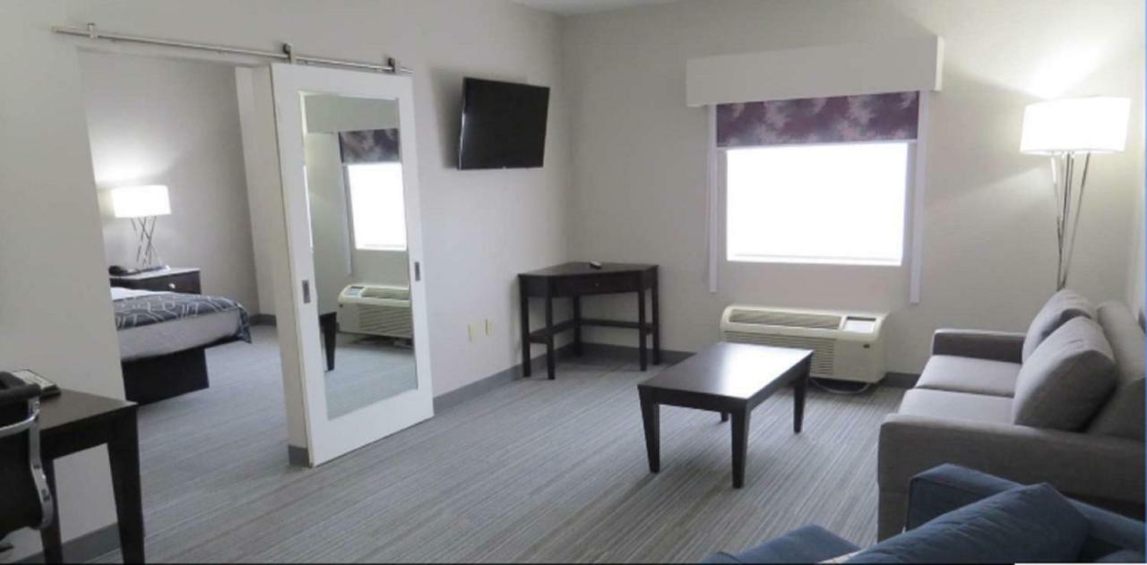 Best Western Plus Wilkes Barre-Scranton Airport Hotel Pittston Ngoại thất bức ảnh